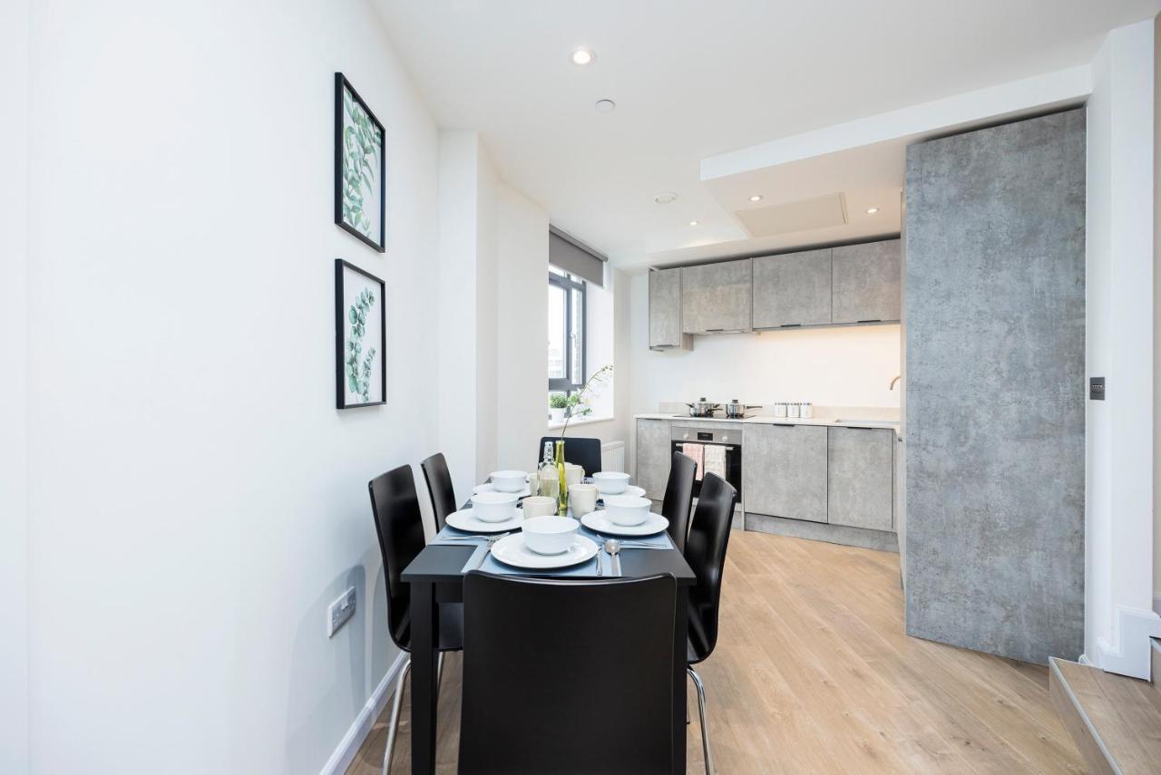 Cresta House - Modern Apartments Luton  Exterior photo